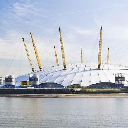 2 Bedroom Apartment Near Station Londra Exterior foto